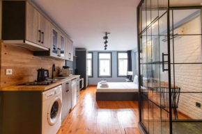 Modern Stylish Studio Retreat in Fatih District